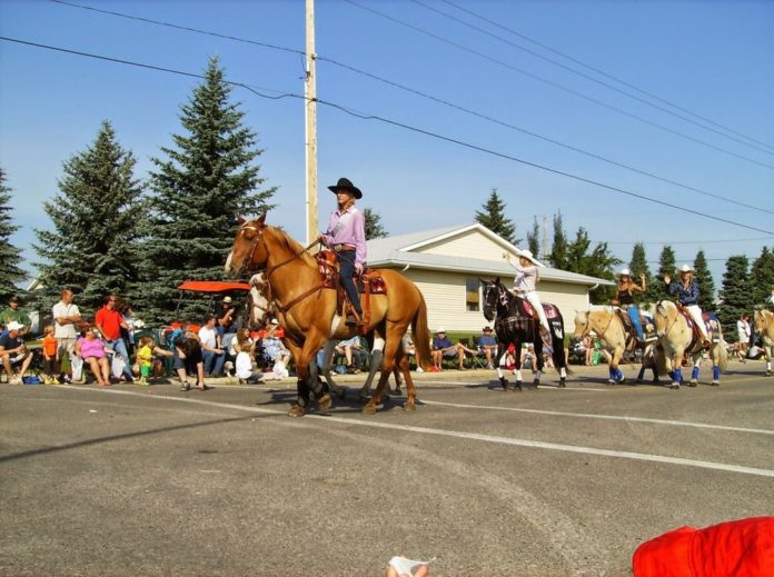 Heritage Day Parade Strathmore Living All Things Strathmore Alberta